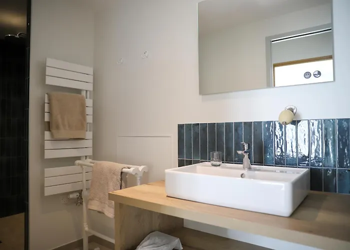 فيلة Le Moulin Des Etrebieres