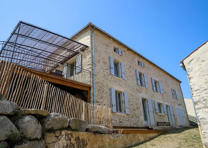 Le Moulin Des Etrebieres فيلة *