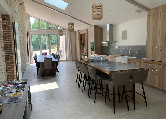 Le Moulin Des Etrebieres *